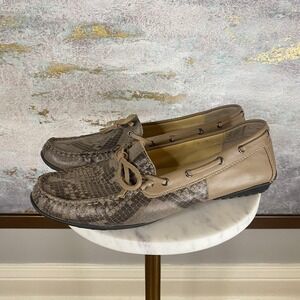 Vaneli Moccasin Shoes Womens Size 8 Beige Snake Print Leather Flats Comfort